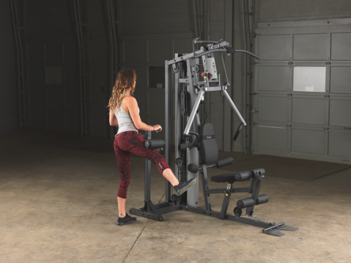 Силовой центр мультистанция Body-Solid G2B со стеком 73 кг и опцией Multi-Hip для проработки бедер, голеней и ягодиц
